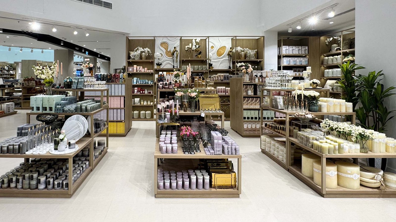 Custom merchandising systems