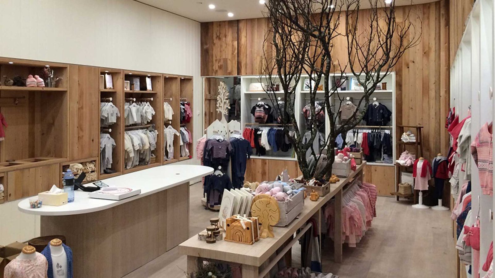 Purebaby London, Retail